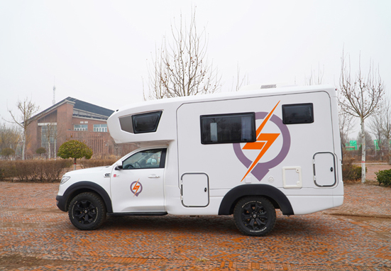 自動檔、四驅房車，可落京牌，這款點贊