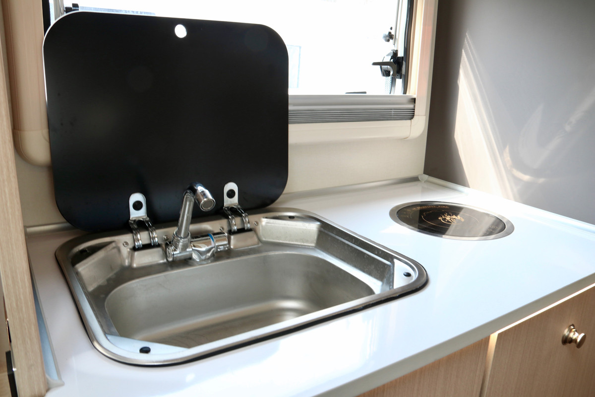 IMG_6098.jpg IMG_6098.jpg