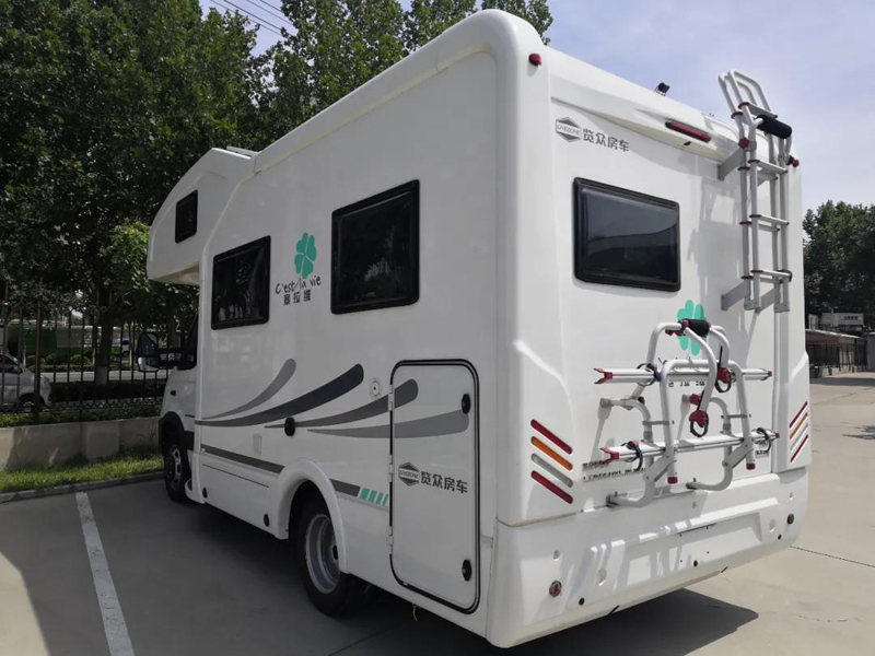 上海房車(chē)展可以看看這款新車(chē)型