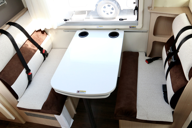 買房車為什么買四驅房車？都有哪些款式可選