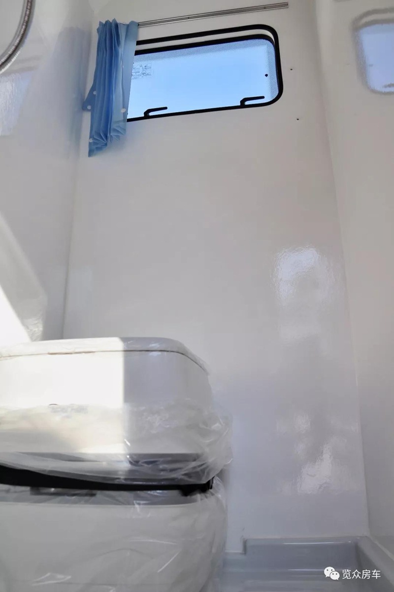 房車還就要選汽油、四驅、兩米大床