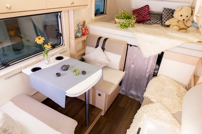 想要大床房車，可以看這兩款