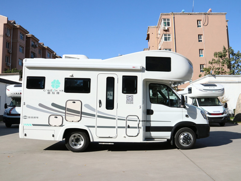 這款適合帶老人和孩子出行的房車(chē) 這款適合帶老人和孩子出行的房車(chē)