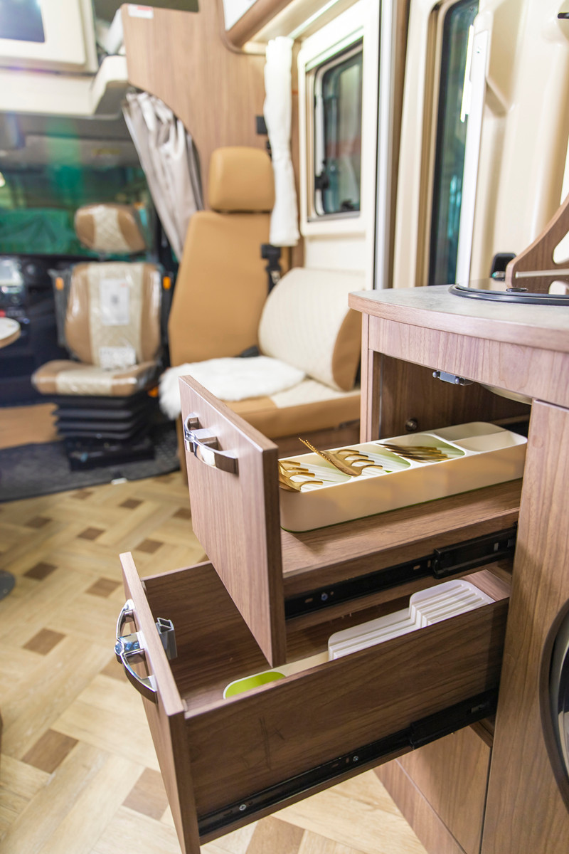 這款適合帶老人和孩子出行的房車(chē) 這款適合帶老人和孩子出行的房車(chē)