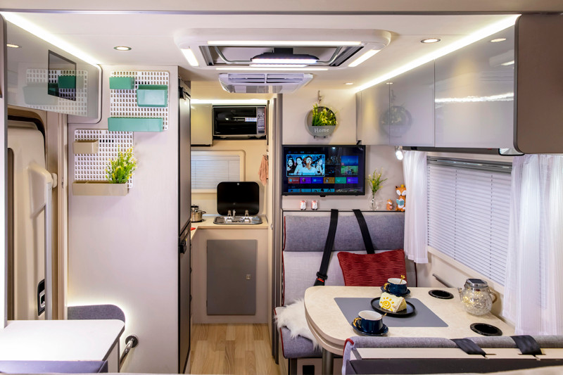 一室一廳大廚房，房車這款很舒適