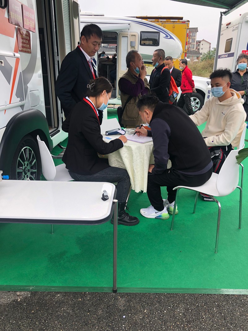 性能滿格,自由炮憑實力圈粉 性能滿格,自由炮憑實力圈粉