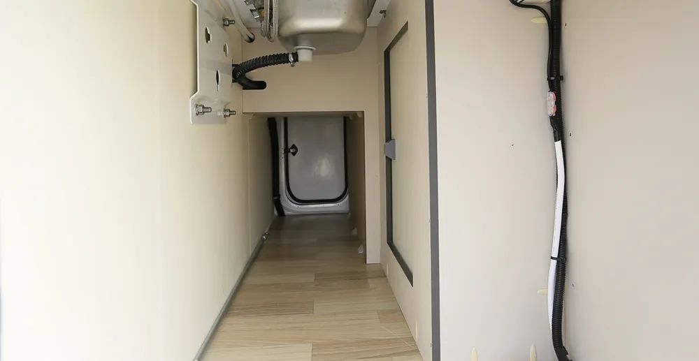 疫情之下，我們?yōu)槭裁催x擇房車(chē)出行？